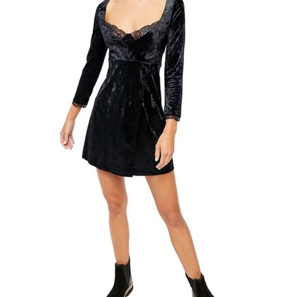 BNWT Free People Kat Velvet Mini Dress - Picture 3 of 7